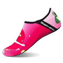 Load image into Gallery viewer, Water Shoes for Women Men Quick-Dry Surf Yoga Outdoor Beach Swimming Aqua Socks
